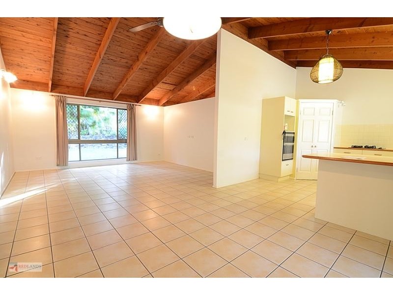 116 HENDERSON Road, Sheldon QLD 4157