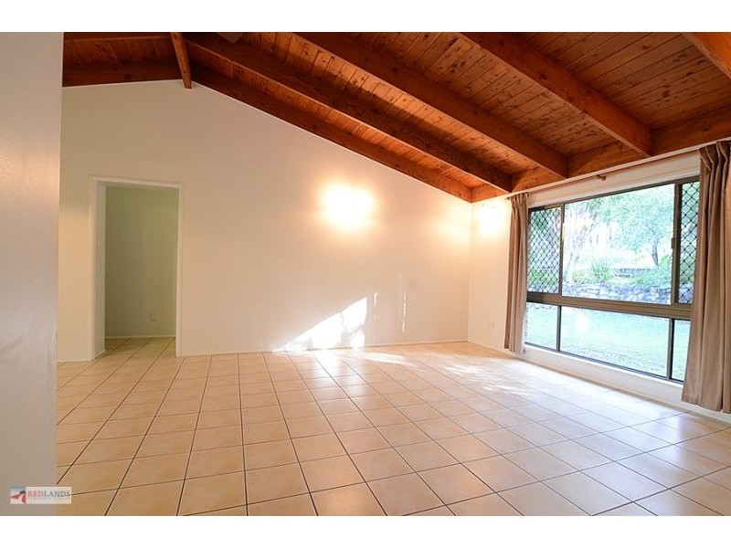 116 HENDERSON Road, Sheldon QLD 4157