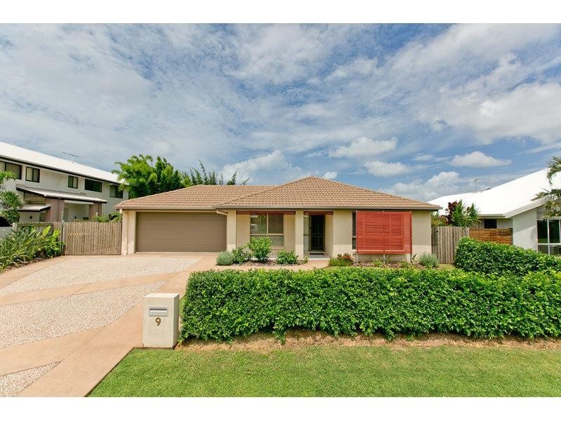 9 MORETON Road, Thornlands QLD 4164