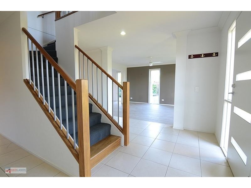 1 AQUA Crescent, Redland Bay QLD 4165