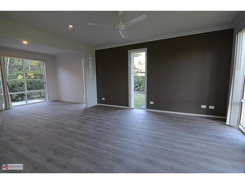 1 AQUA Crescent, Redland Bay QLD 4165