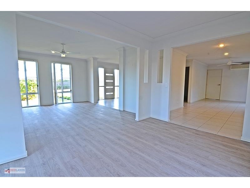 1 AQUA Crescent, Redland Bay QLD 4165