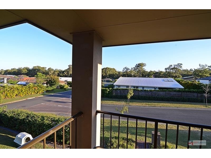 1 AQUA Crescent, Redland Bay QLD 4165