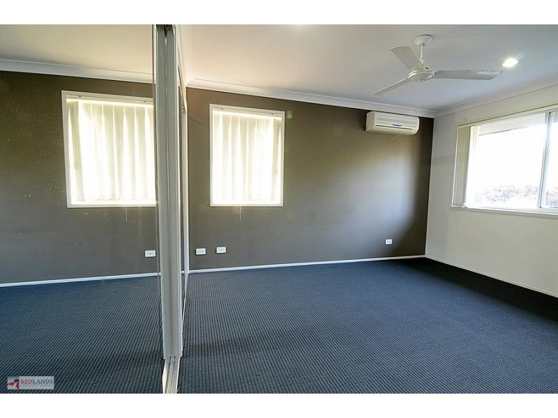 1 AQUA Crescent, Redland Bay QLD 4165