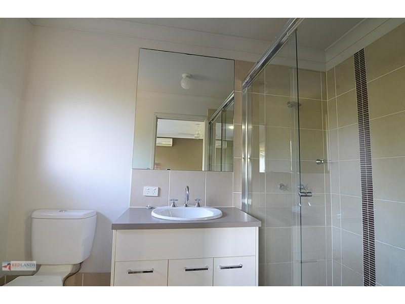 1 AQUA Crescent, Redland Bay QLD 4165