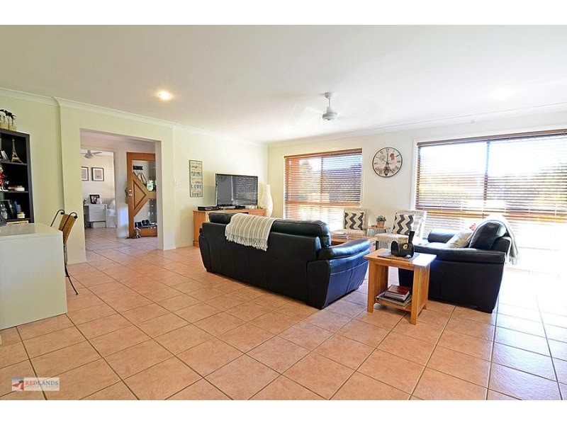21 Keirnan Street, Redland Bay QLD 4165