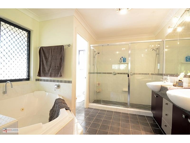 21 Keirnan Street, Redland Bay QLD 4165