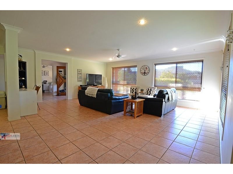 21 Keirnan Street, Redland Bay QLD 4165