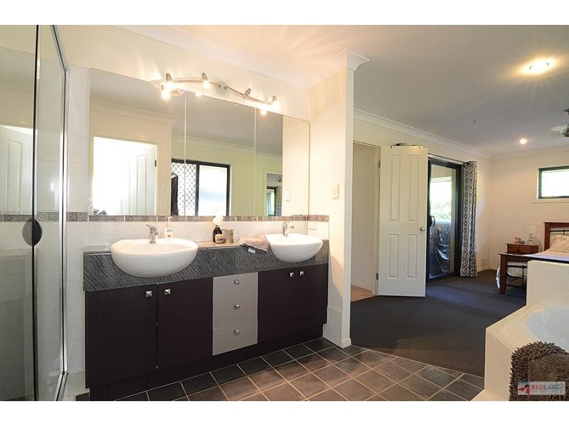 21 Keirnan Street, Redland Bay QLD 4165