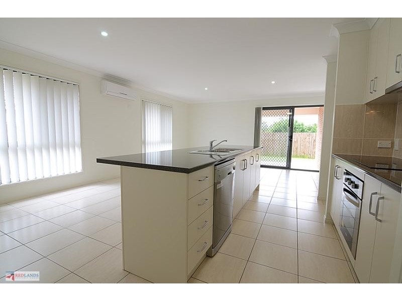 27 Stradbroke  Street, Redland Bay QLD 4165