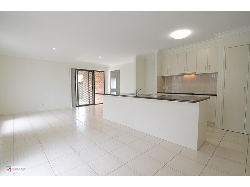 27 Stradbroke  Street, Redland Bay QLD 4165