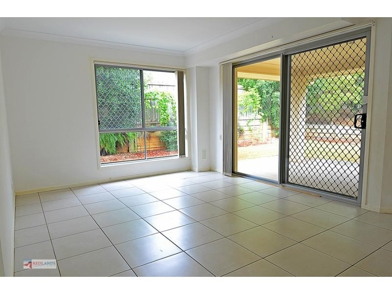 15 SHAW Place, Redland Bay QLD 4165