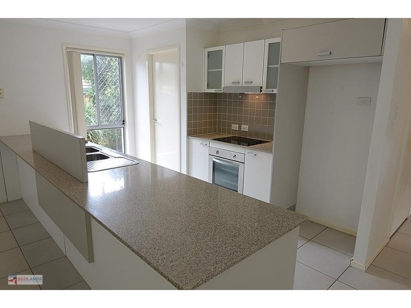 15 SHAW Place, Redland Bay QLD 4165