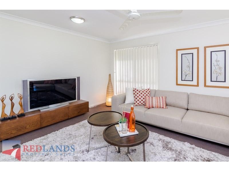 68 Ebony  Crescent, Redland Bay QLD 4165