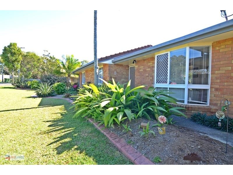 25 Meredith  Place, Redland Bay QLD 4165