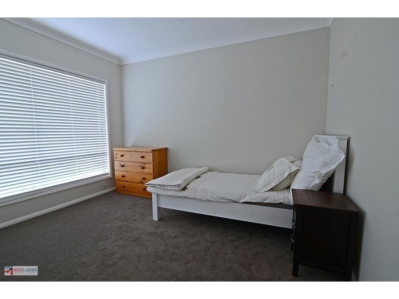 65A WHITEHALL Avenue, Birkdale QLD 4159