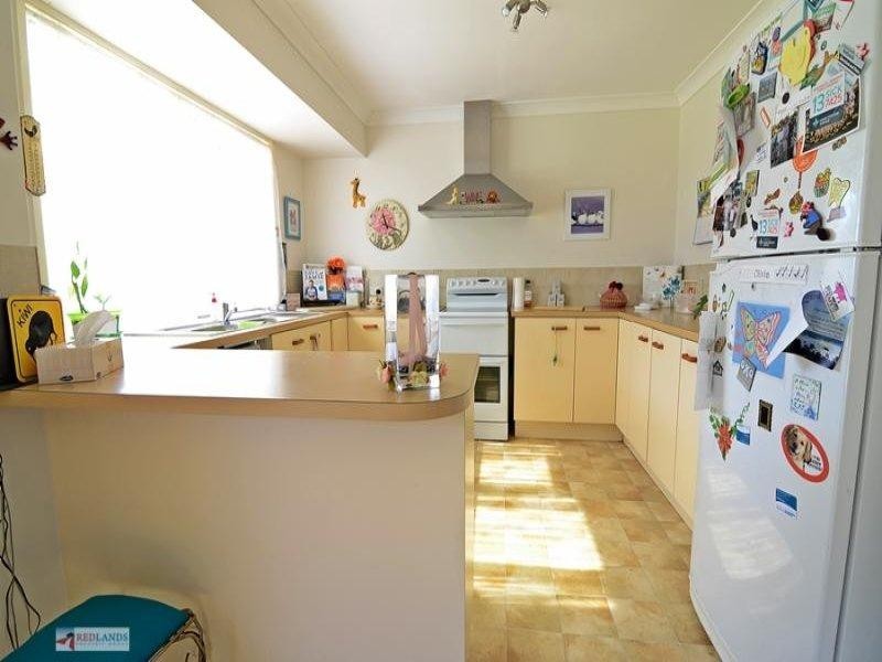 25 MEREDITH Street, Redland Bay QLD 4165