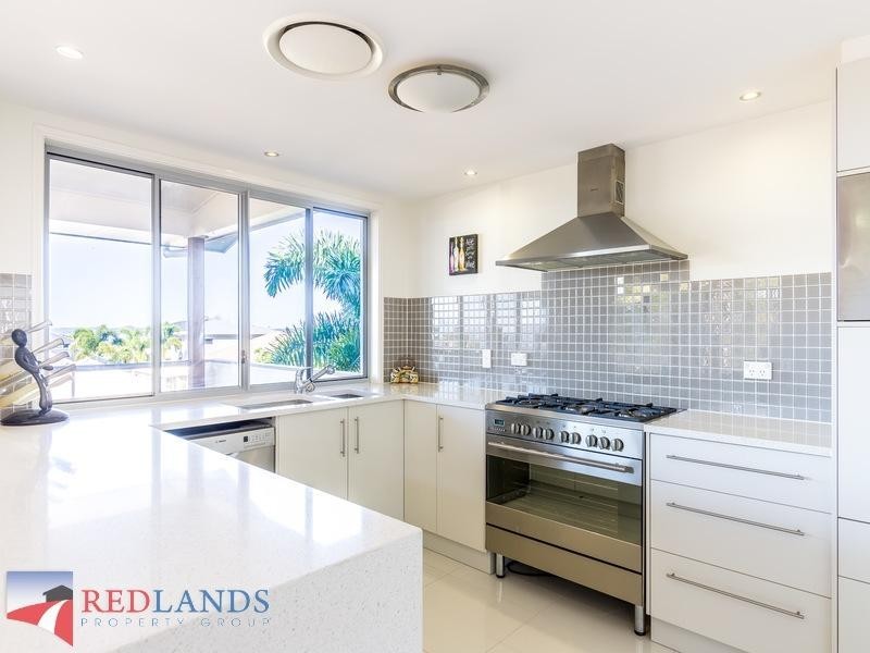 1 Hayman  Street, Redland Bay QLD 4165