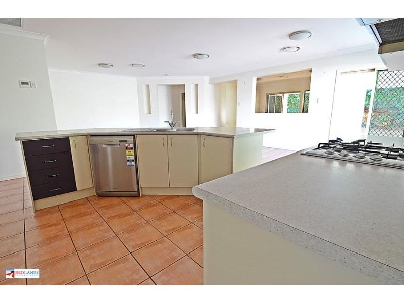 91 Penzance  Drive, Redland Bay QLD 4165