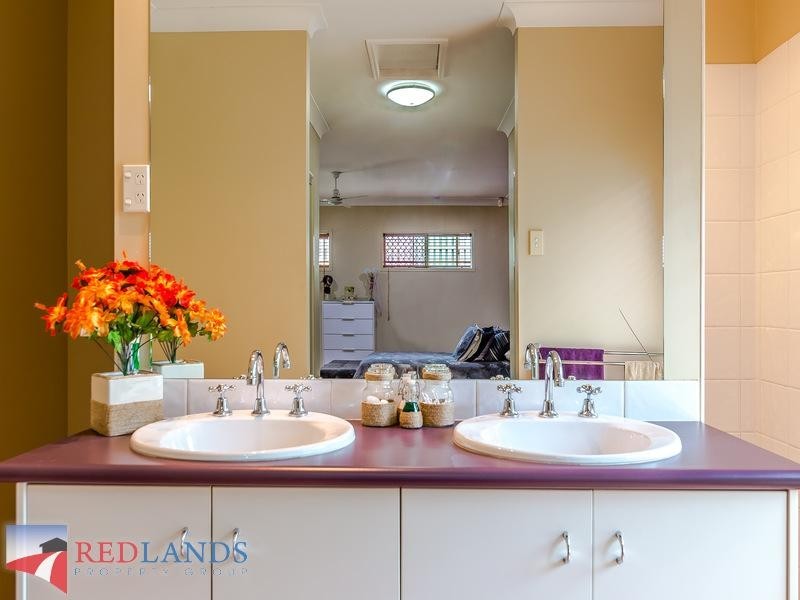 91 Penzance  Drive, Redland Bay QLD 4165