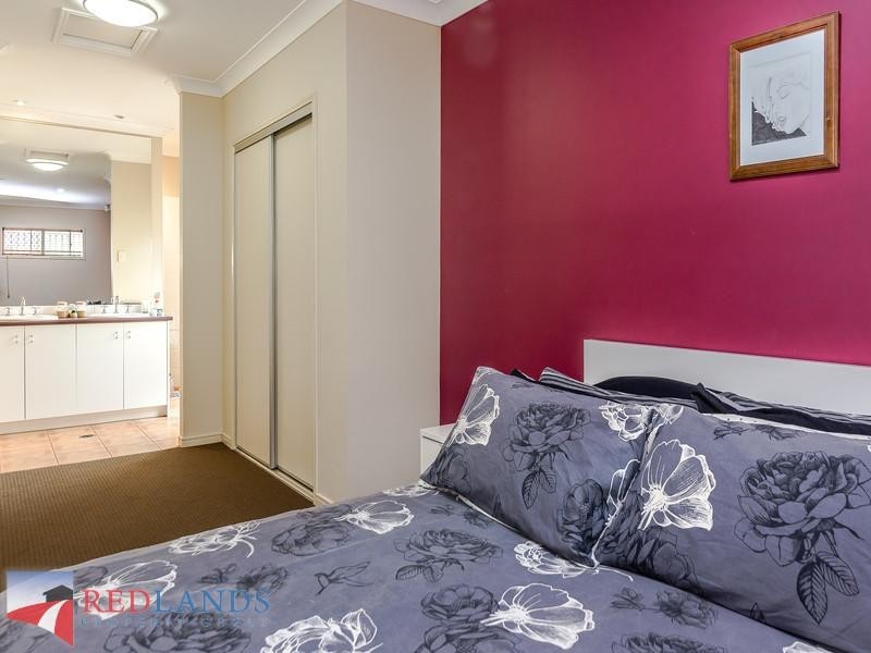 91 Penzance  Drive, Redland Bay QLD 4165