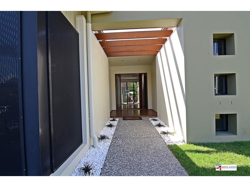80 SUNNINGDALE Drive, Redland Bay QLD 4165