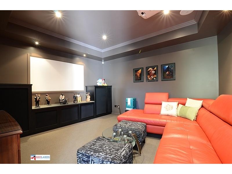 80 SUNNINGDALE Drive, Redland Bay QLD 4165