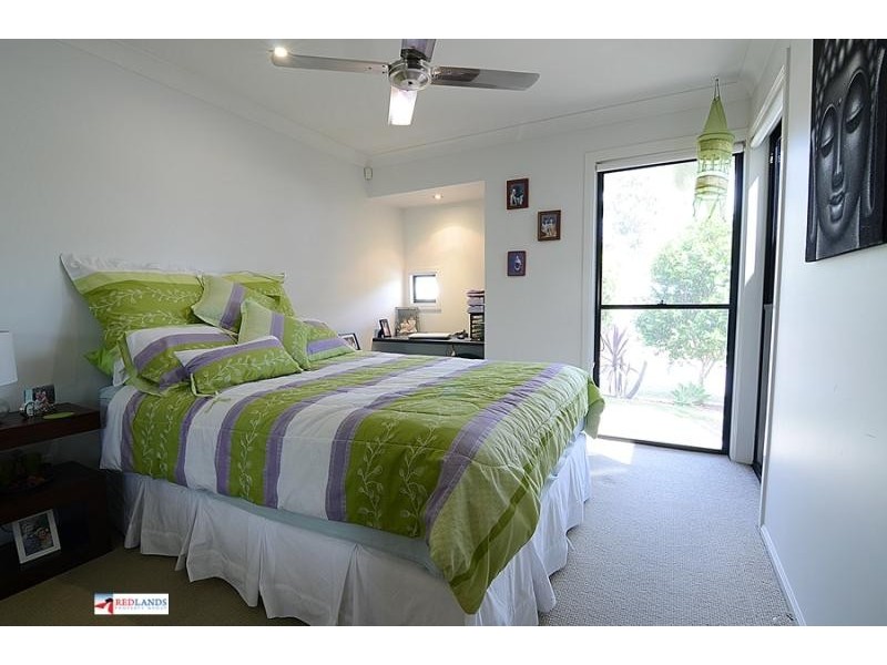 80 SUNNINGDALE Drive, Redland Bay QLD 4165