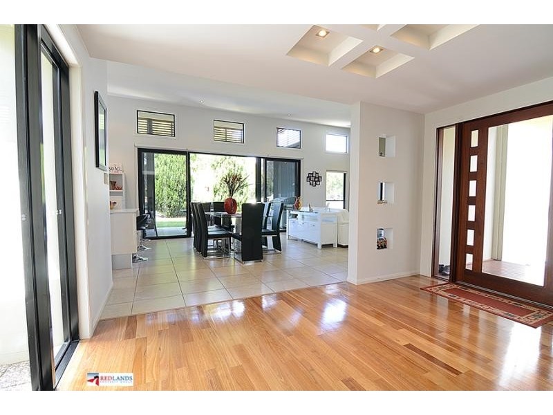 80 SUNNINGDALE Drive, Redland Bay QLD 4165