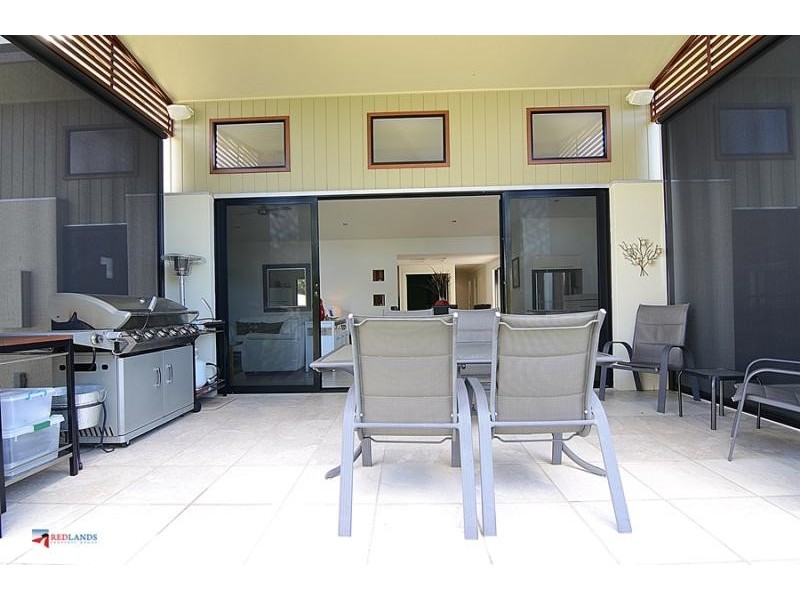 80 SUNNINGDALE Drive, Redland Bay QLD 4165