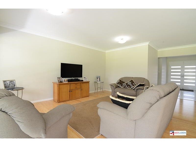 65A WHITEHALL Avenue, Birkdale QLD 4159
