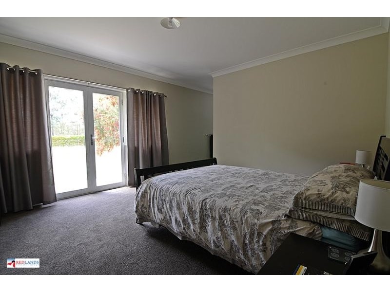 65A WHITEHALL Avenue, Birkdale QLD 4159