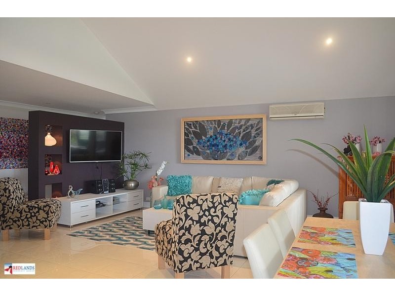 13 Azalea Street, Redland Bay QLD 4165