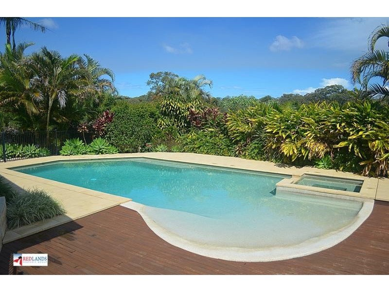 13 Azalea Street, Redland Bay QLD 4165