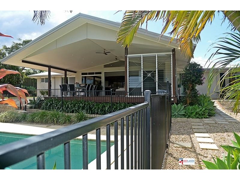 13 Azalea Street, Redland Bay QLD 4165