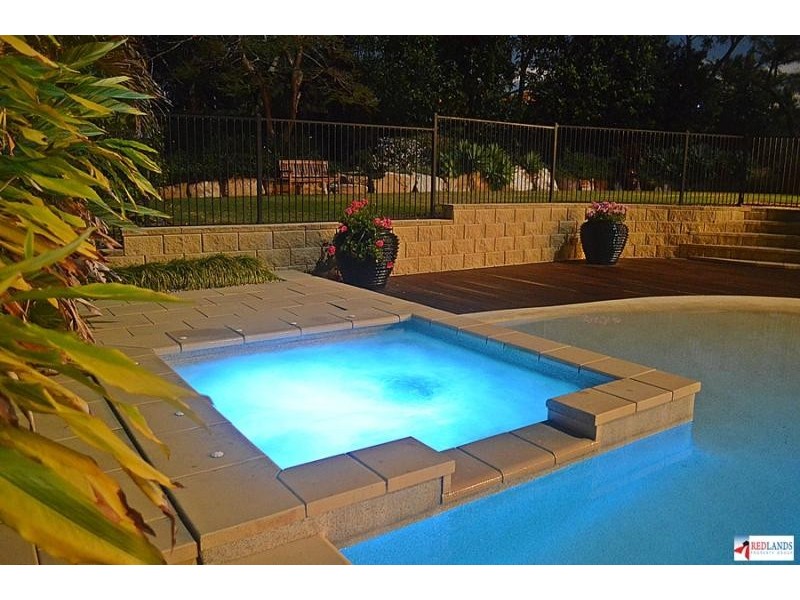 13 Azalea Street, Redland Bay QLD 4165
