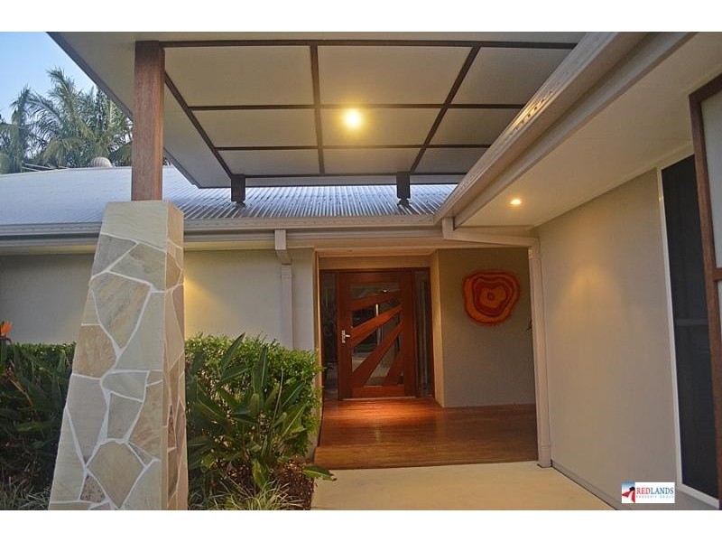 13 Azalea Street, Redland Bay QLD 4165