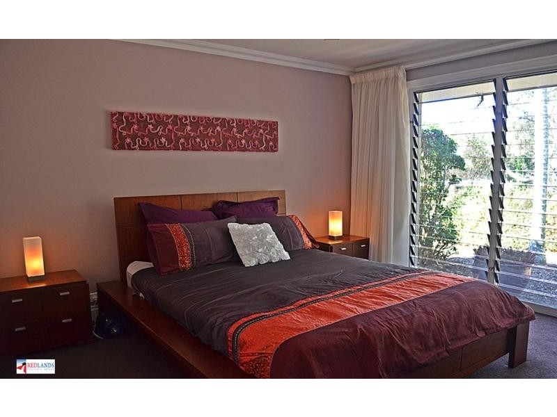 13 Azalea Street, Redland Bay QLD 4165