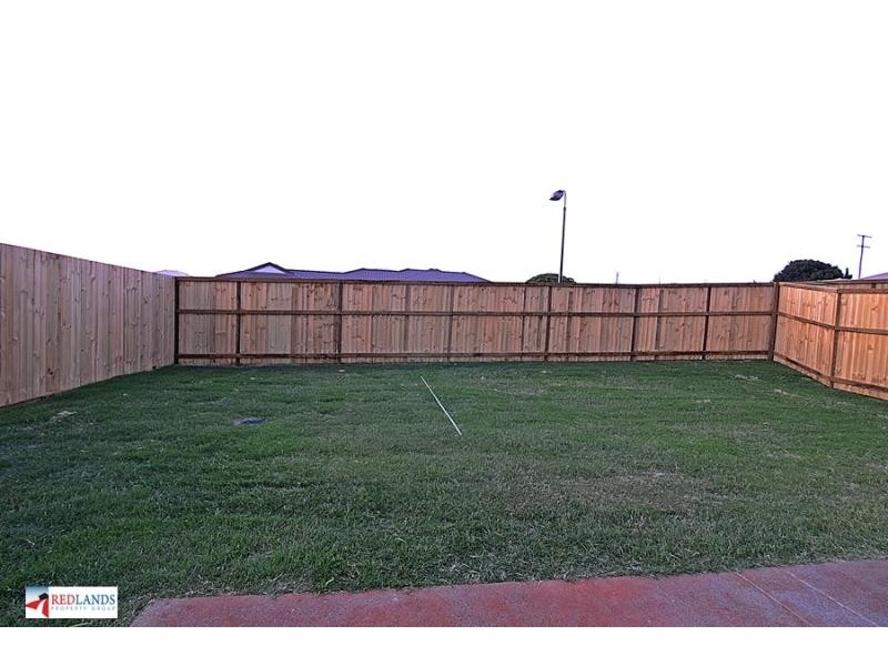 134 BANKSWOOD Drive, Redland Bay QLD 4165