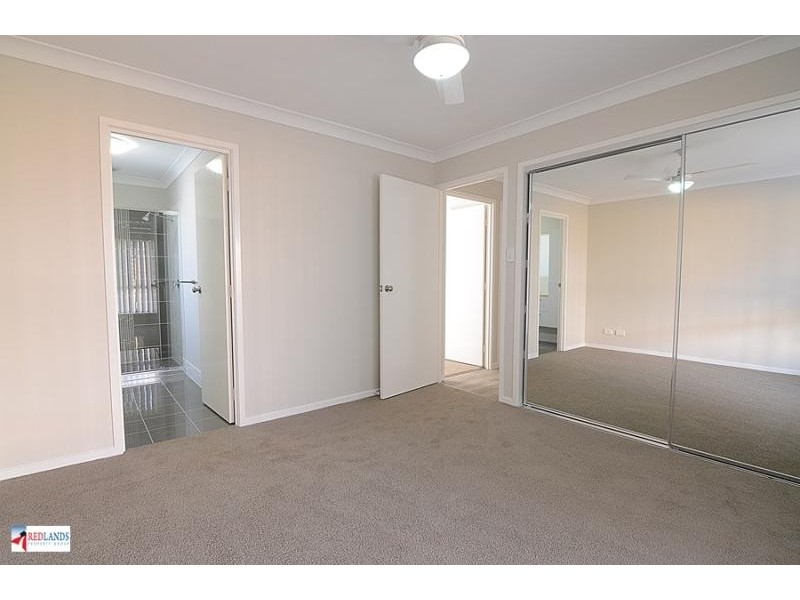 17 BEACHWOOD Street, Redland Bay QLD 4165