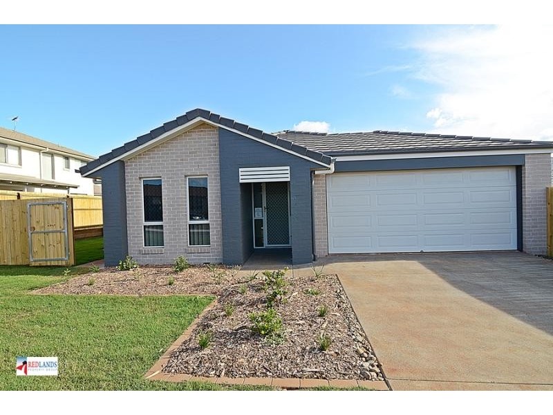 17 BEACHWOOD Street, Redland Bay QLD 4165