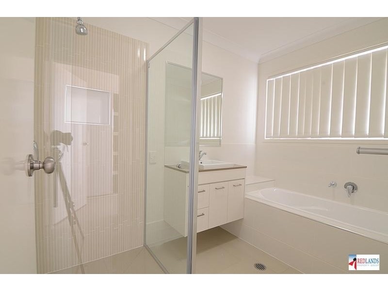 11 TIGERWOOD Place, Redland Bay QLD 4165