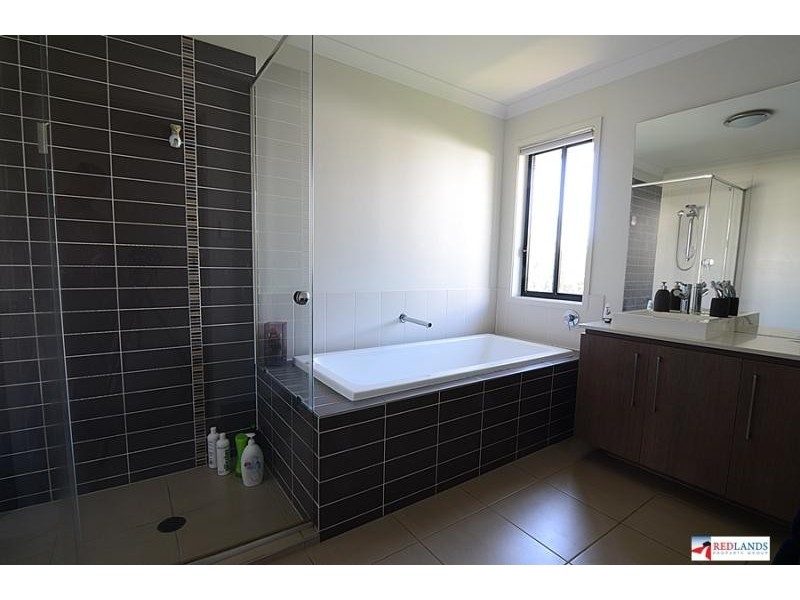 15 CREEDIN Court, Redland Bay QLD 4165
