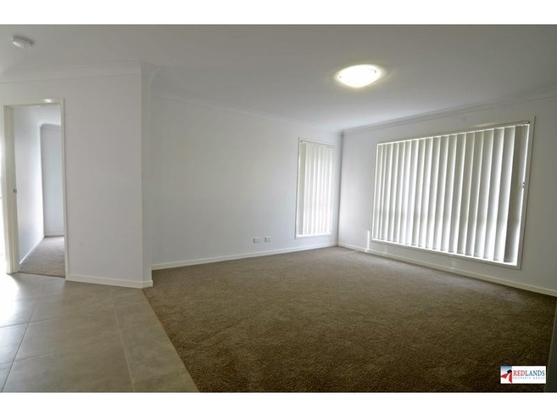 130 BANKSWOOD Drive, Redland Bay QLD 4165