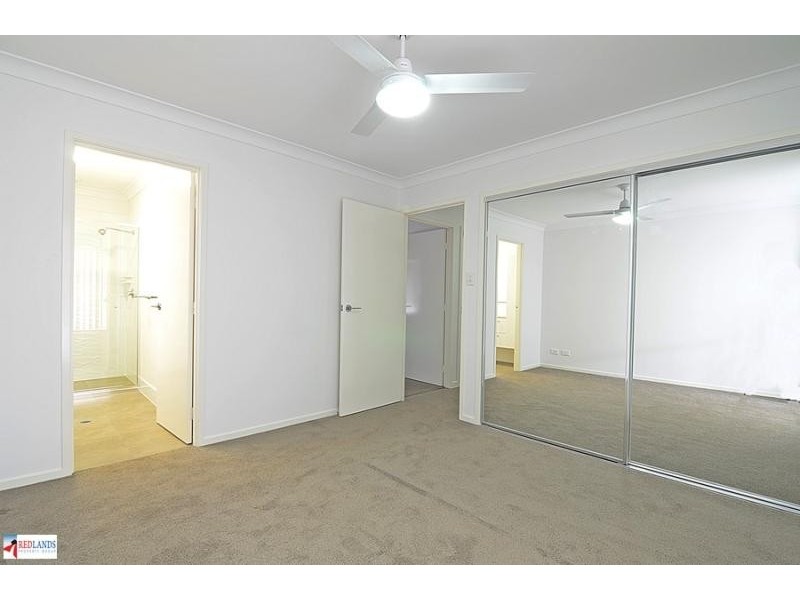 130 BANKSWOOD Drive, Redland Bay QLD 4165