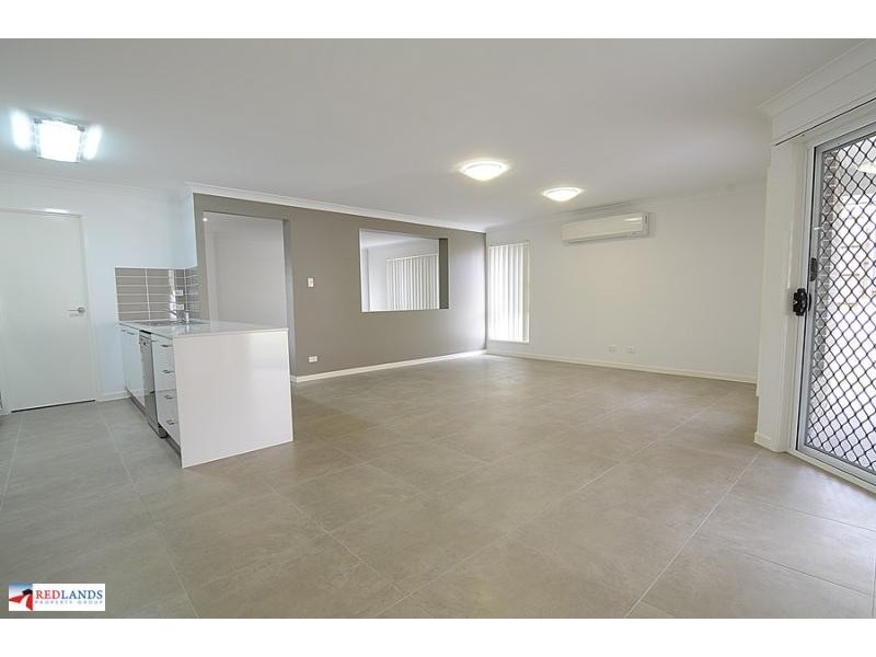 130 BANKSWOOD Drive, Redland Bay QLD 4165