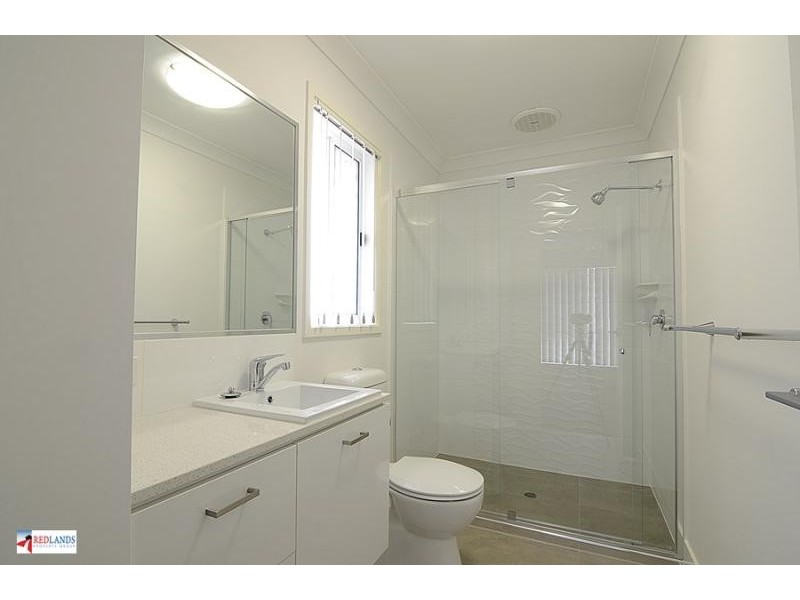 130 BANKSWOOD Drive, Redland Bay QLD 4165