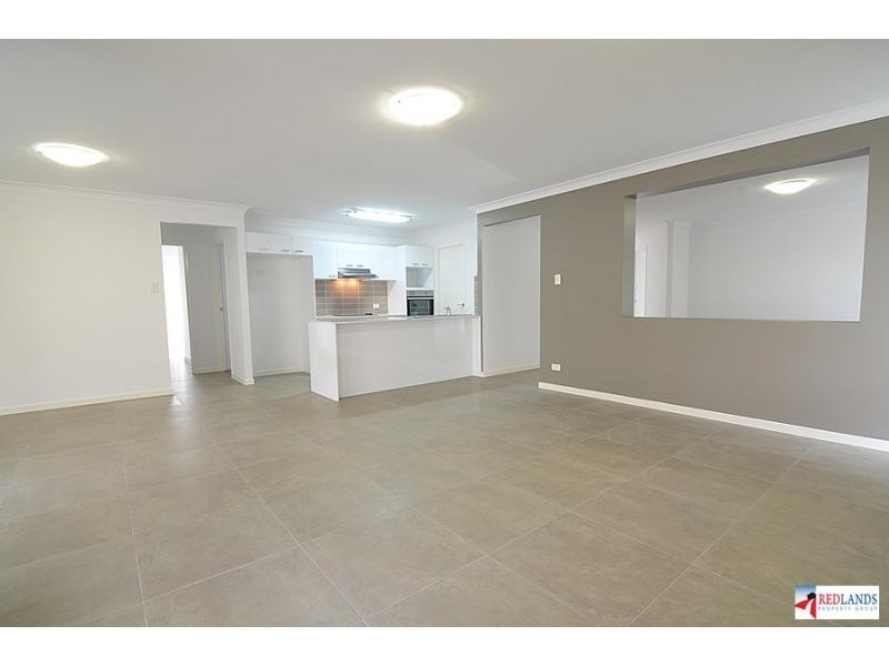 130 BANKSWOOD Drive, Redland Bay QLD 4165