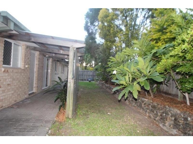 12 ROCHELLE Court, Edens Landing QLD 4207