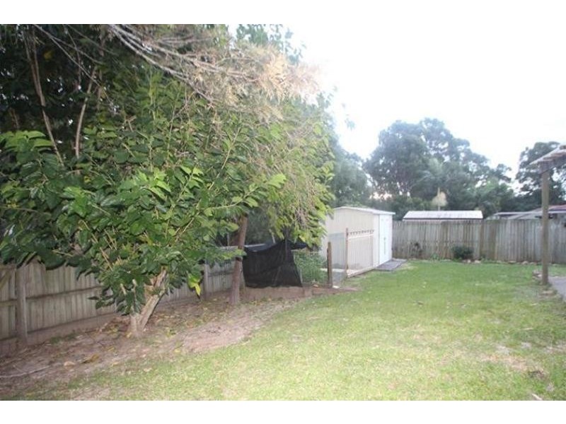 12 ROCHELLE Court, Edens Landing QLD 4207